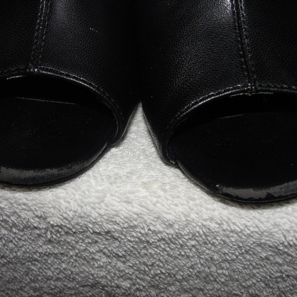 Over the knee boots - Picture 5 of 7